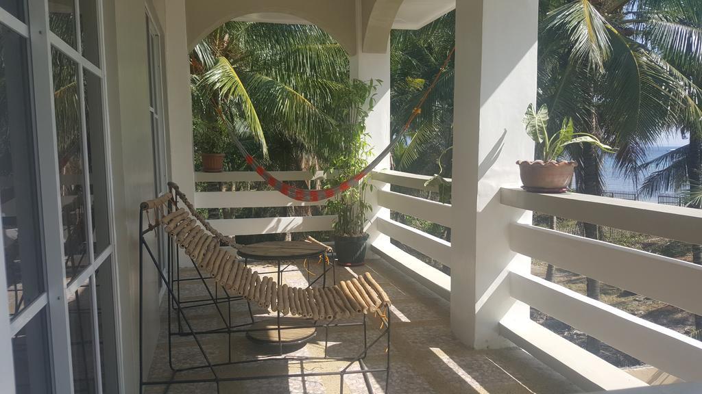 Lanas Beach Resort Romblon Island Номер фото