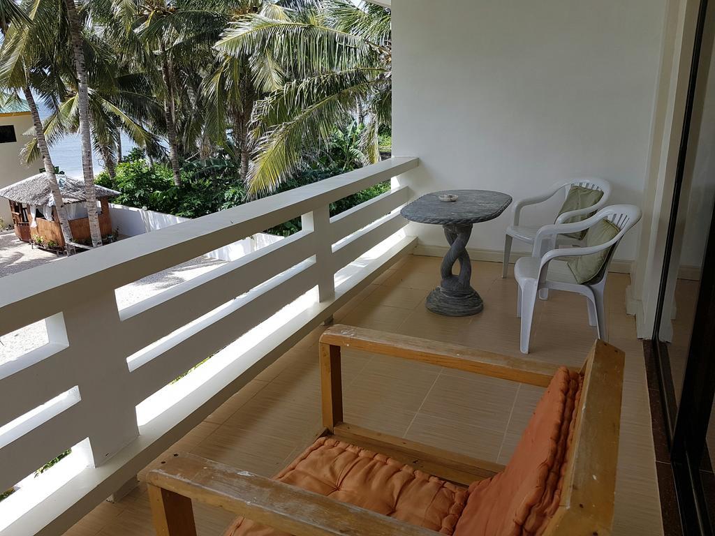 Lanas Beach Resort Romblon Island Экстерьер фото