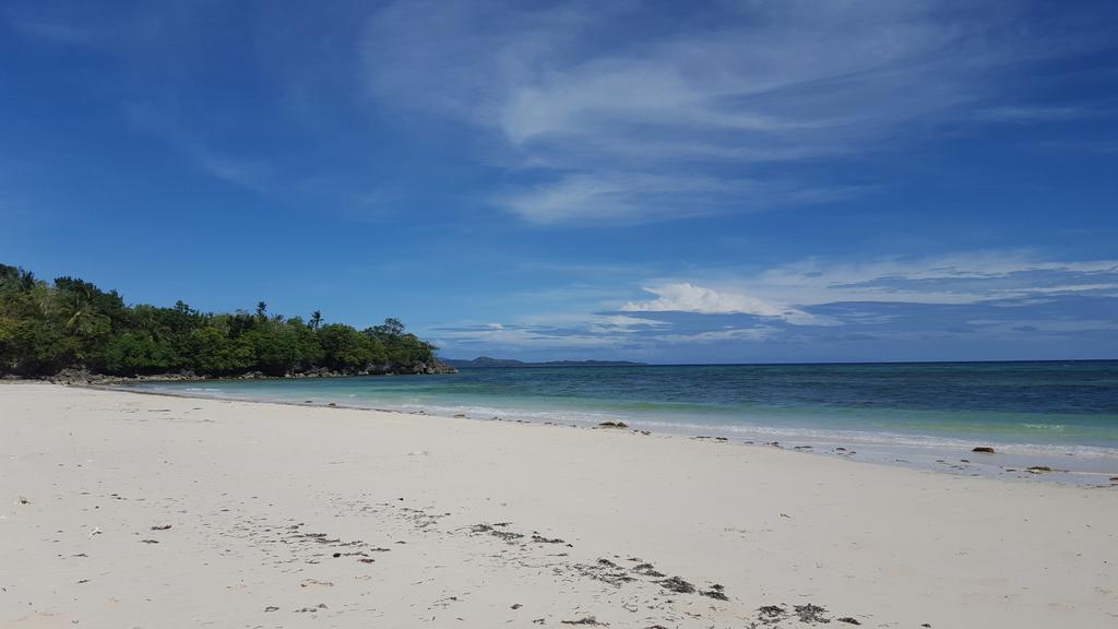 Lanas Beach Resort Romblon Island Экстерьер фото