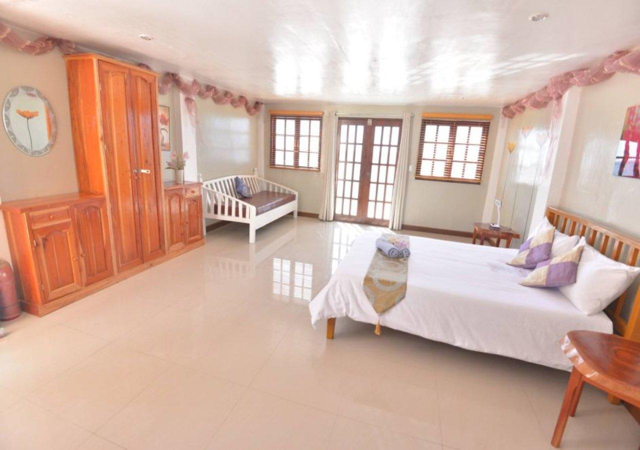 Lanas Beach Resort Romblon Island Экстерьер фото